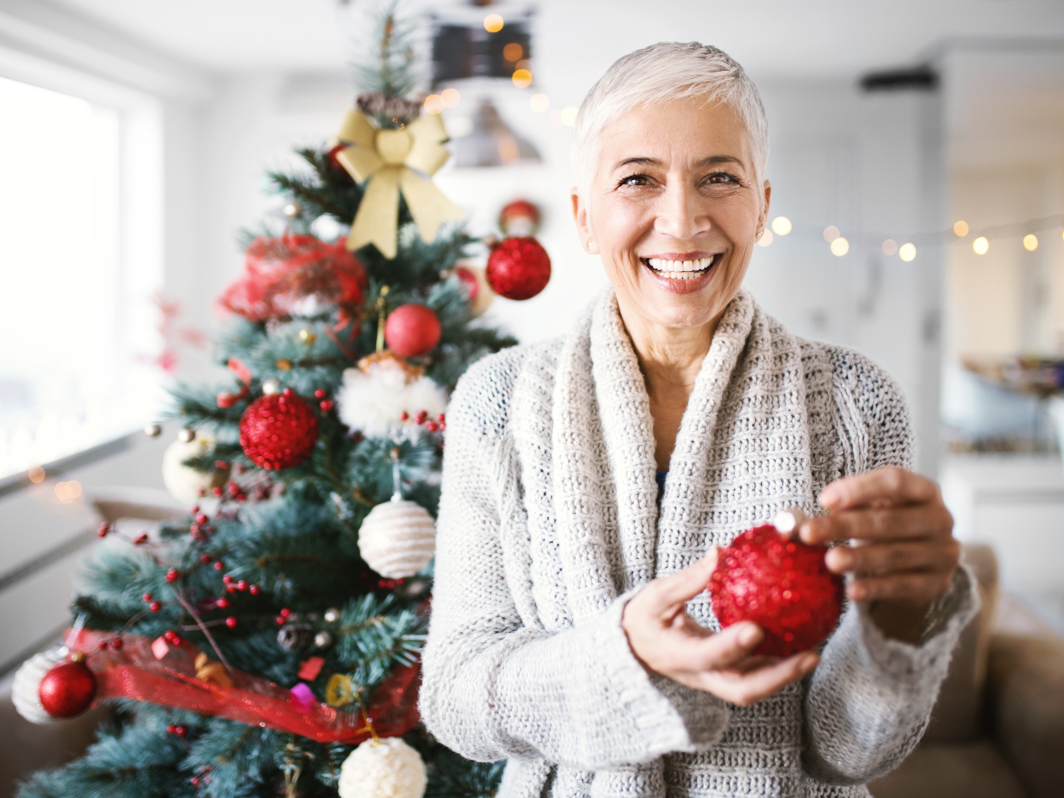 decorating Christmas tree